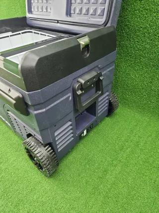 Refrigerador portátil para coche AAOBOSI de 35 l