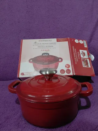 Olla Hierro Fundido ERNESTO 1,13L Roja