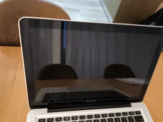 MacBook Pro 2010 Plata 8gb RAM