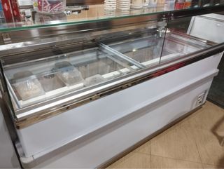 SE VENDE LOTE COMPLETO PARA CAFETERÍA