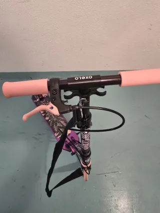 Patinete morado para niña