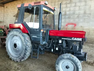 Tractor Case 845XL Internacional