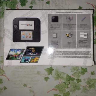 Nintendo 2DS Blu Nero Mariokart 7 + 1 gioco 3DS