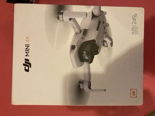 DJI Mini 4K con accesorios