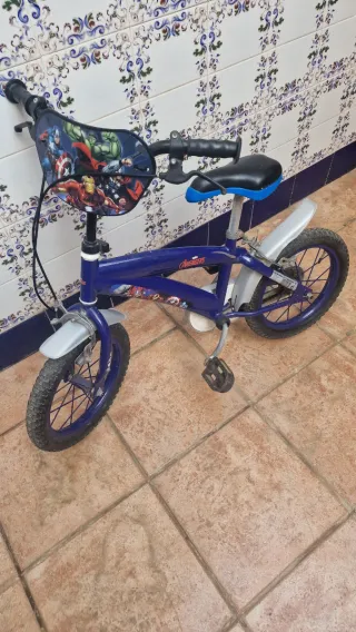 Bicicleta infantil Avengers