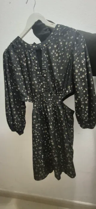 Vestido Negro con Estrellas Doradas Talla S