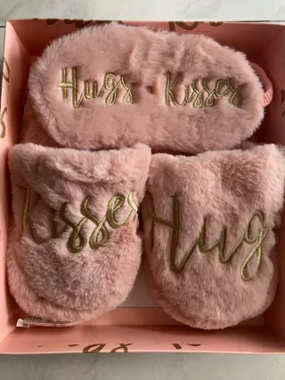 Set pantofole teddy e mascherina TU