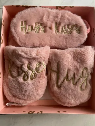 Set pantofole teddy e mascherina TU