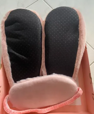 Set pantofole teddy e mascherina TU