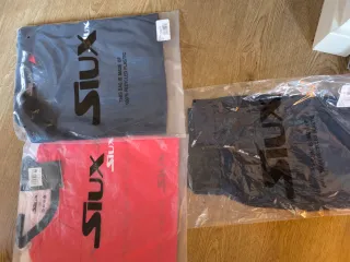 Conjunto Triple Siux 2025 talla M.. Nuevo!