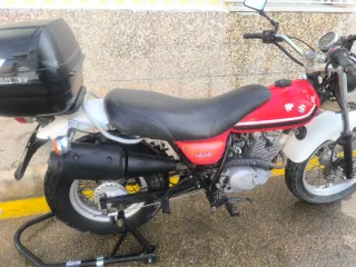 Suzuki VanVan 125 algo negociable,no urge. 19.000k