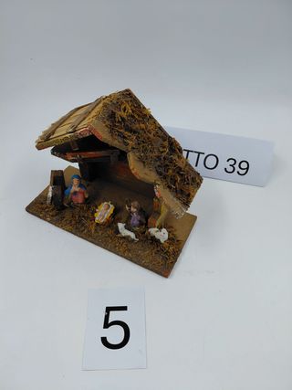 Natività Legno con Statue Plastica h. 18cm