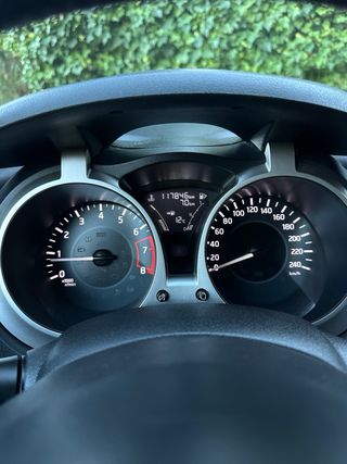 Nissan Juke 2019 Solo 117.000 km Pegatina C