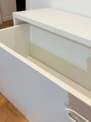 Cajonera blanca de plástico