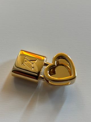 Ciondolo Louis Vuitton per bracciale collane