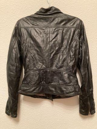 Chaqueta Cuero Negra Bershka Talla S
