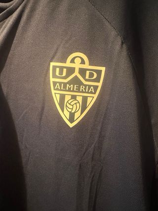 Bermuda y Polo Castore UD Almería Gris