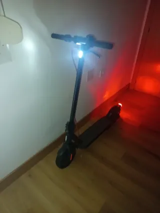 Patinete Eléctrico Negro