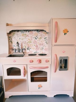 Cocinita de madera infantil