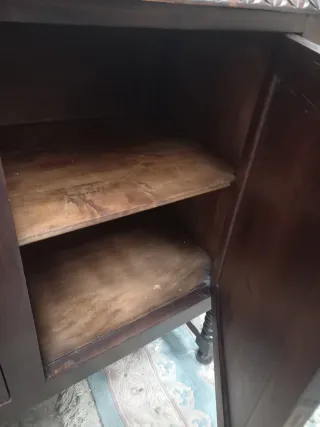 Aparador antiguo madera tallada