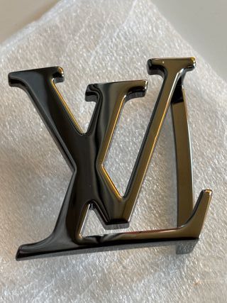 Fibbia Louis Vuitton Grigio Antracite cinture