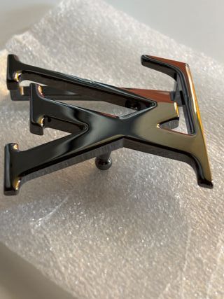 Fibbia Louis Vuitton Grigio Antracite cinture