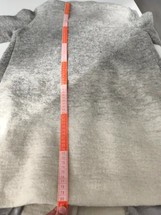 Abrigo lana gris ombre asimétrico