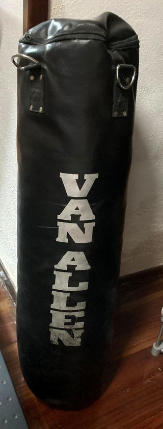 Saco de boxeo VAN ALLEN colgante
