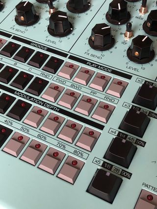 Erica Synths Perkons HD-01 (impecable)+ decksaver