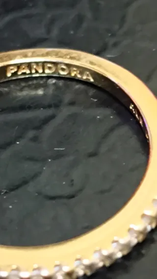 Plata de ley 925 y baño de oro amarillo