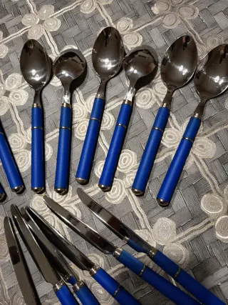Set Posate Acciaio Blu e Argento,18pezzi