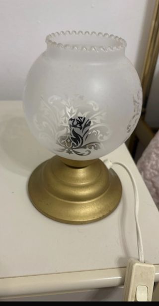 Lampada da comodino oro e vetro