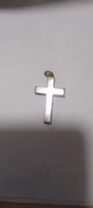 Cruz madera y acero 5€