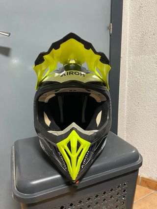 Casco Airoh Aviator Ace 2