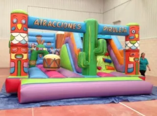 Castillo hinchable Atracciones Piruleta