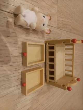 Cuna Sylvanian Families con Conejito