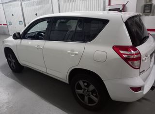 Toyota RAV4 2012