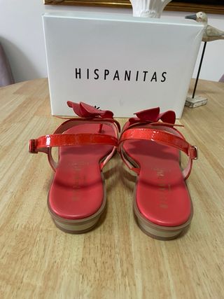 sandalias con flor de piel