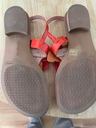 sandalias con flor de piel