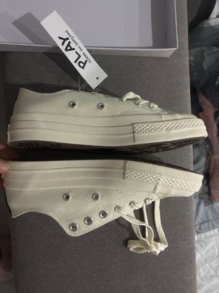 Converse x CDG Play Chuck Taylor Blancas