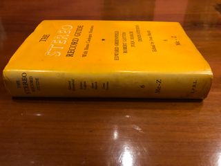 2 libros The Stereo Record Guide Volume 6 y 8.