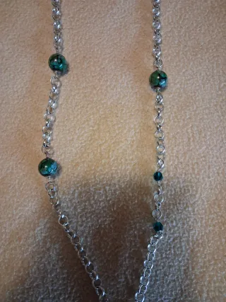 Collana con cuore verde e argento