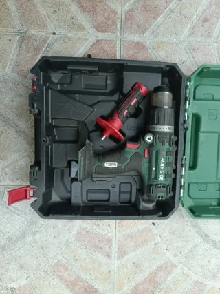 Berbequim Parkside 20V com mala