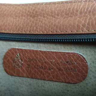 Antiguo maletín en piel de la Confederación Españo