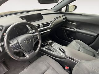 Lexus UX 2.0 250h Business