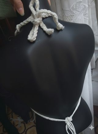 Collar de macramé hecho a mano