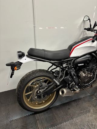 Yamaha XSR 700 Tribute 2022