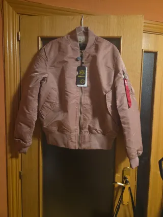 Chaqueta bomber rosa