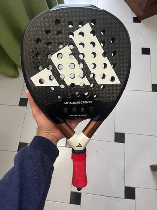 Pala Adidas Metalbone Carbon Pablo Cardona 2023