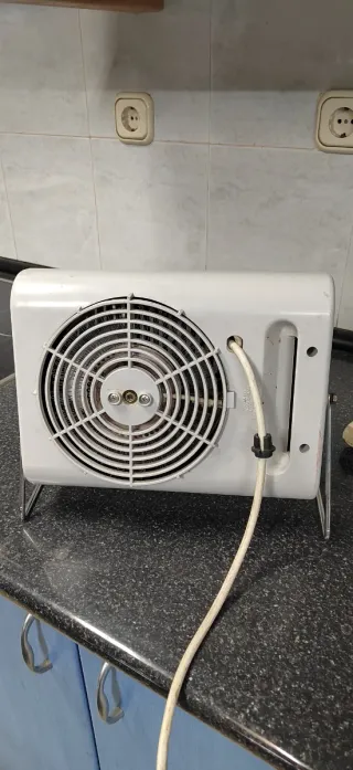 Calefactor aire caliente y frío